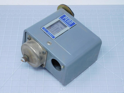 Johnson Controls P70AB-2 Low Pressure Control Switch T125968 For Sale