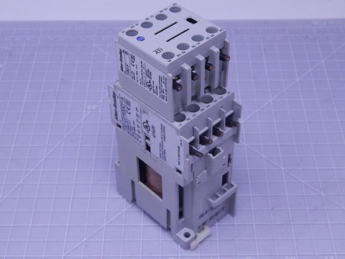 Allen Bradley 700-CF400DA 120vac Coil Contactor Series a 4 Pole 25 Amp 4d T126340 For Sale