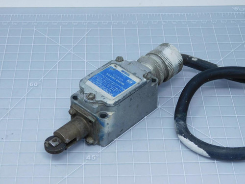 Micro Switch 5 LS 1 Limit Switch 10 A 120, 240 or 480 VAC T125819 For Sale