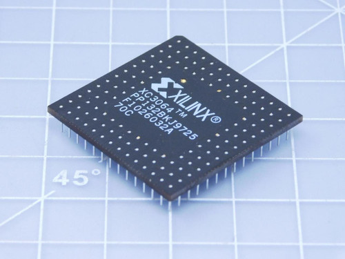 Xilinx XC3064 PP132BKJ9725 For Sale