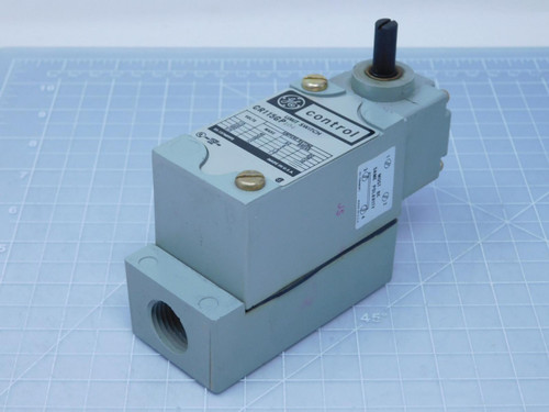 GE CR115GP104    Limit Switch 115-575 V For Sale
