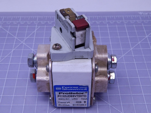 Ferraz Shawmut PC32UD69V700TD    Fuse For Sale