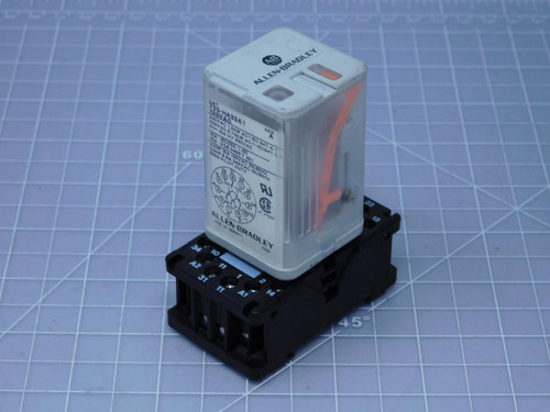 Allen-Bradley 700-HN 101 SerB 700-HA33A1 SerA   Relay And Socket For Sale