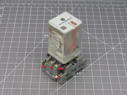 Allen-Bradley 700-HA33A1  Control Relay For Sale