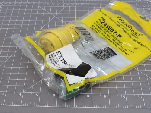 Lot of 10 Woodhead 1301460206 24W07-P Plug with Locking Blade 3 Position/3 Wire Non-NEMA 1 For Sale Lot of 10 Woodhead 1301460206 24W07-P Plug with Locking Blade 3 Position/3 Wire Non-NEMA 1 For Sale