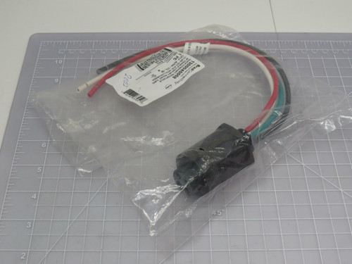Brad Connectivity 1300040008 40754-272-56 Quick-Change Receptacle 4P Female 1/2 in NPT Mount THRD 12.0 In 10/1 PVC With Lug /Green For Sale