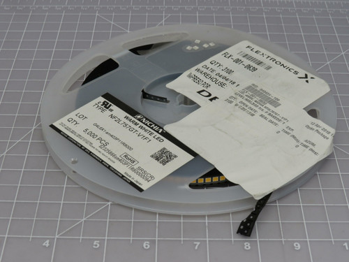 Lot of 3000 Flextronic FLX-001-0639 NF2L757GT-V1F1 Mid Power White LED Chip with Data Sheet For Sale