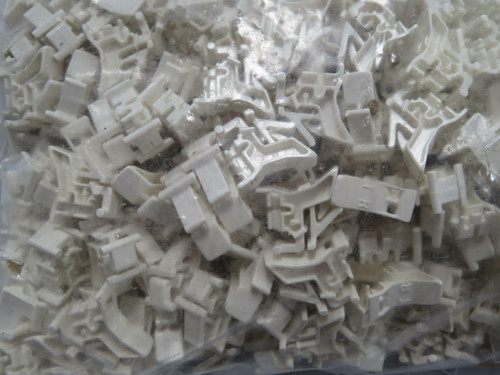 Lot of 450  1639242-1  DTM-Toggle-T/R-RVC White For Sale
