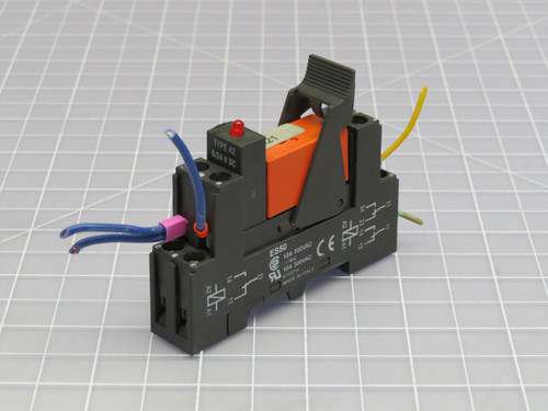ES50 E113714 Relay 12A 300 VAC   For Sale ES50 E113714 Relay 12A 300 VAC   For Sale