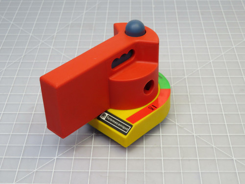 Telemecanique   On/Off Red Switch  For Sale
