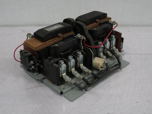 GE CR309E000ALA 55-101336G002 Reversing Starter 3 PH Size 3 600 VAC 100A  For Sale