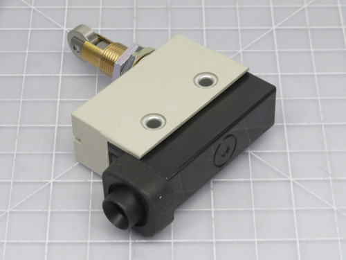 Omron   D4MC-5040  Limit Switch 10A 250VAC  For Sale