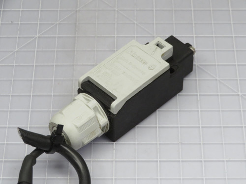 Eaton  AT0-20-1-I  IP65 Slow Action Limit Switch  For Sale