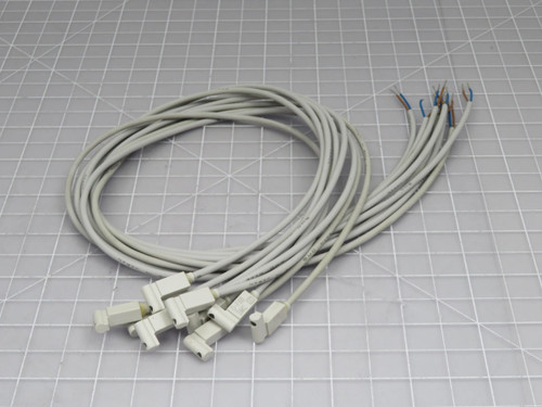 LOT OF 8 SMC D-F8B SOLID STATE AUTO SWITCH, DIRECT MOUNTING T200461