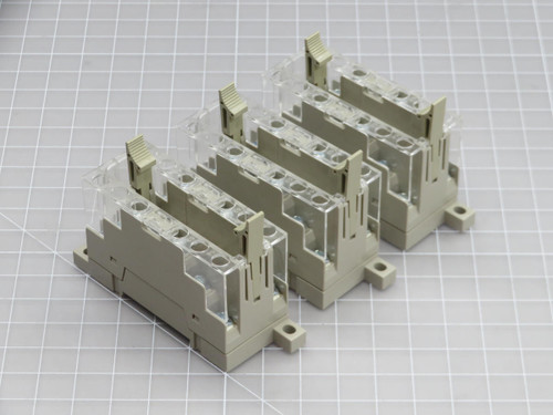 LOT OF 3 OMRON P7SA-14F-ND DC24 RELAY SOCKET T203969