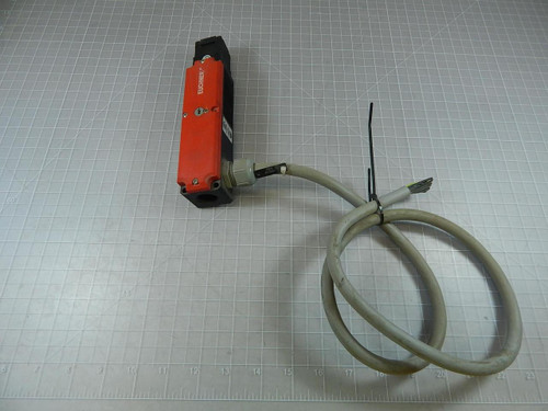 Euchner TP4-2131A024M Safety Switch T95527 For Sale Euchner TP4-2131A024M Safety Switch T95527 For Sale
