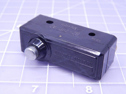 Micro Switch BZ-7RD-A2 BZ Series Premium Large Basic Switch, Single Pole Double Throw Circuitry, 15 A at 250 Vac, Low Overtravel Plunger Actuator, Screw Termination, Silver Contacts T124039 For Sale