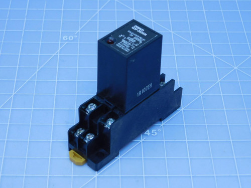 Omron  G3F-203SN  Solid State Relay w/ Base For Sale