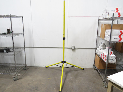 WOODHEAD 1301850659 SBG2500 LIGHT STAND TRIPOD 7 FT T165708 WOODHEAD 1301850659 SBG2500 LIGHT STAND TRIPOD 7 FT T165708
