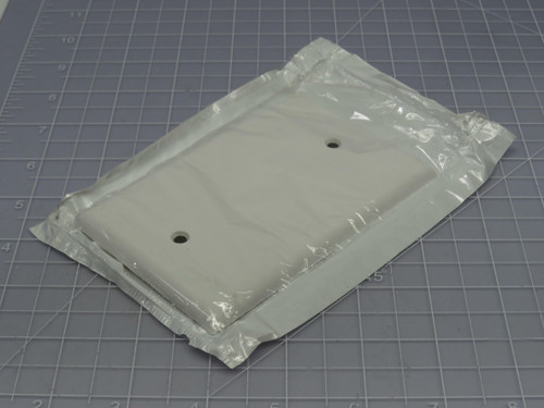 Lot of 23 Leviton 80514-W  Plastic White  For Sale