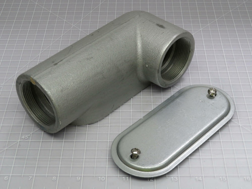 Crouse-Hinds  LR-67  Conduit Outlet Body 2 in   For Sale