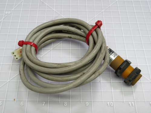 Omron E3F-3DCA  Photoelectric Switch For Sale