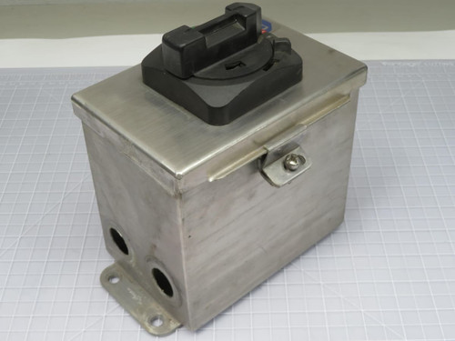 Allen Bradley 194E-CA32 Type IP66  4/4X Enclosed Motor Disconnect Switch  For Sale