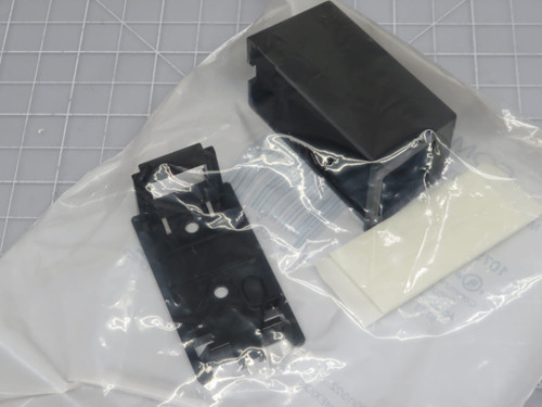 Lot of 25 Commscope  107983983 M101SMB-B-003 Surface Mount Box  For Sale