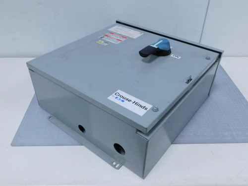 Crouse-Hinds CCBS03 F15 DS100    CCD Photovoltaic Combiner Box 100 AMP For Sale