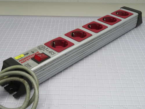 Kupp 2252  Powerversal Safetronic Klases D 6KV 230V 3600 Watts  For Sale Kupp 2252  Powerversal Safetronic Klases D 6KV 230V 3600 Watts  For Sale