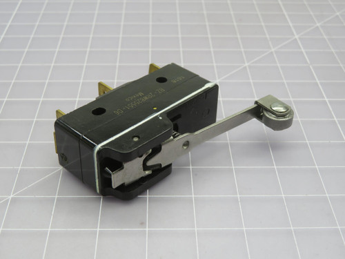 Lot of 9 HONEYWELL  BZ-2RW825551-D6  BASIC SWITCH  For Sale