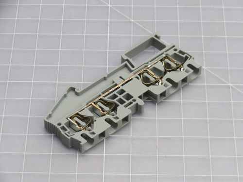 Lot of 50 PHOENIX CONTACT  XBPT4D22  FEED-THROUGH TERMINAL BLOCK  For Sale