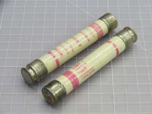 Lot of 2 GOULD SHAWMUT  TRSR 9  FUSE  For Sale