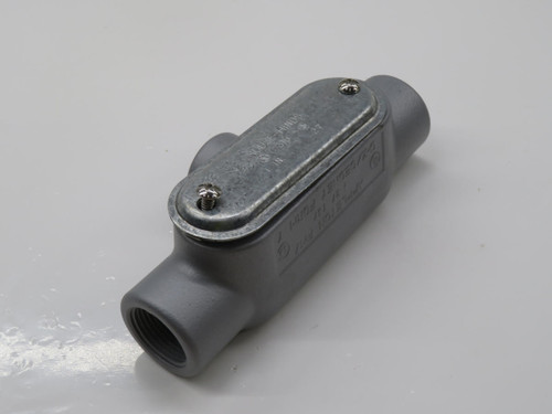 Lot of 3 EMERSON  APP T37  FM7 CONDUIT BODY
1 INCH THREADED CONNECTION
3 HUB
GRAYLOY - IRON  For Sale Lot of 3 EMERSON  APP T37  FM7 CONDUIT BODY
1 INCH THREADED CONNECTION
3 HUB
GRAYLOY - IRON  For Sale