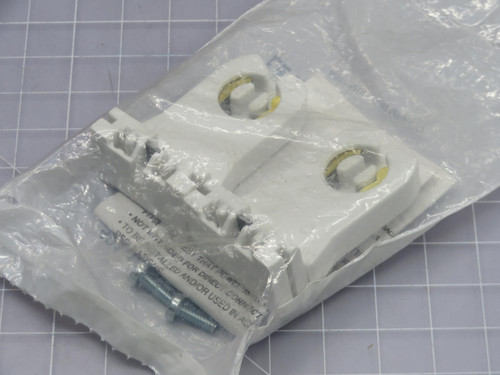 LEVITON  401-13357-00N  LAMPHOLDER  For Sale