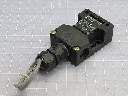 SCHMERSAL  AZ 15 ZVK  SAFETY INTERLOCK SWITCH  For Sale SCHMERSAL  AZ 15 ZVK  SAFETY INTERLOCK SWITCH  For Sale