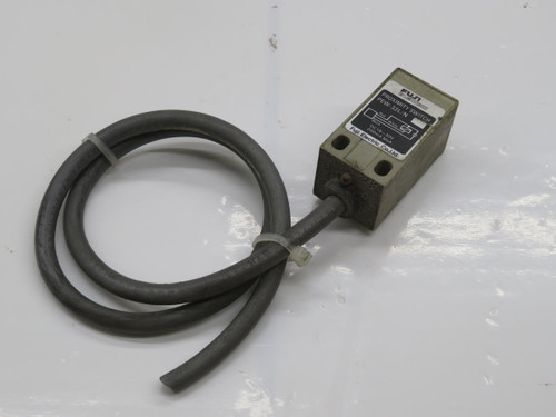 Lot of 15 Fuji  PEW-32L/N  Proximity Switch  For Sale