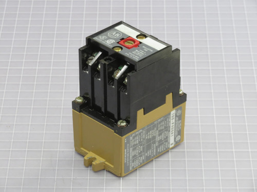 ALLEN BRADLEY  700-P400A1  AC RELAY  For Sale ALLEN BRADLEY  700-P400A1  AC RELAY  For Sale