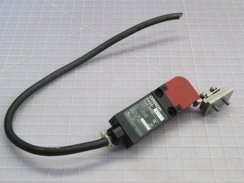 Lot of 5 OMRON   D4GS-N2R-5    For Sale