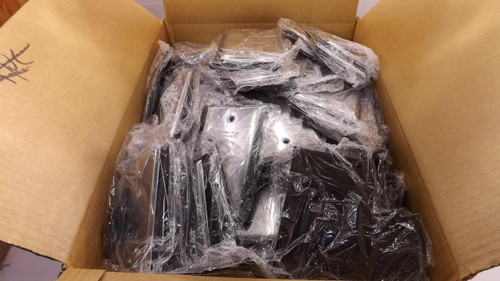 LOT OF (260) MASON 340 OUTLET RECTANGULAR BLANK COVER W/ GASKET & SCREWS T22298