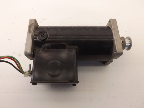 LEESON CM31D18NZ10E PERMANENT MAGNET GEARMOTOR T40008
