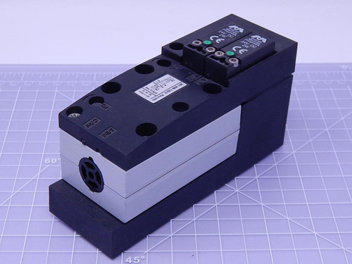 Rexroth 261-208-120-0 Pneumatic Valve T111374 For Sale