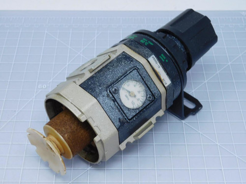 CKD W3000-10 Pneumatic Regulator 0.05-0.85 MPa T125630 For Sale