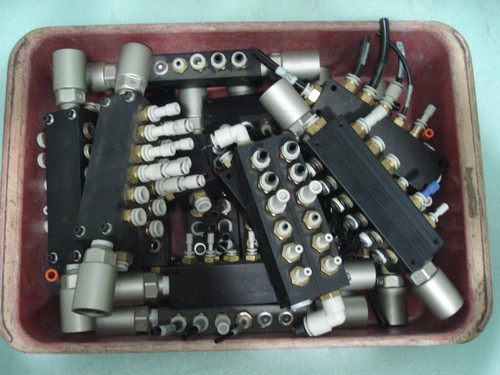 28  1578-037-011 PNEUMATIC PORT LOT T7697