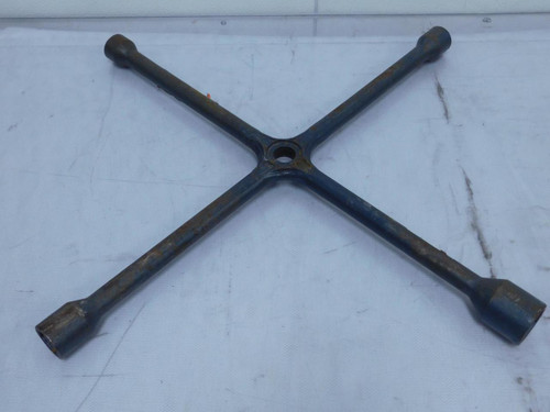 Ken-Tool T95 35695   27.5 4-Way Heavy Duty Truck Lug Nut Wrench For Sale