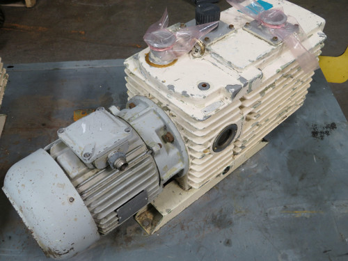 Leybold D30A   Dual Stage Rotary Vane Vacuum Pump For Sale