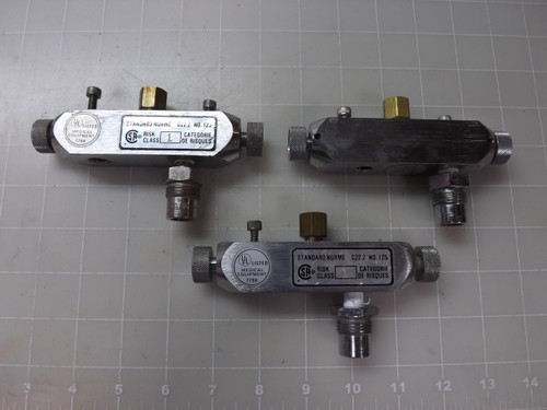 LOT OF 3 STANDARD NORME C22.2 125 VALVES T51262