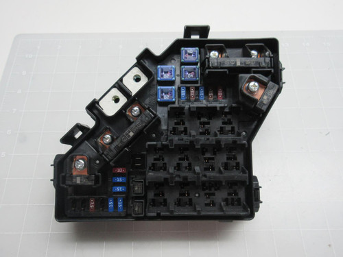 HONDA PA66+PPE VA6538101 100621 SVA-C310 63597563 FUSE BOX T56438