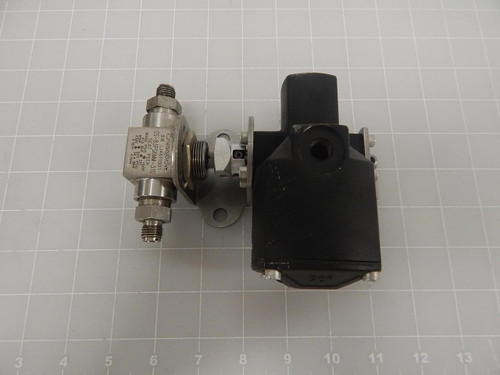 SWAGELOK 316 LJ4611001 SS-83PS6MM-31D HIGH PRESSURE BALL VALVE T66910