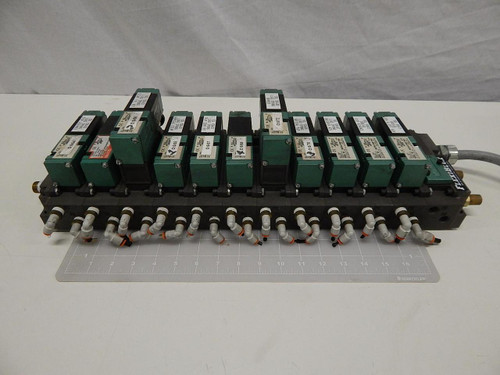 LOT OF 11 NUMATICS 082SA415M017N61 SOLENOID VALVES W/ MANIFOLD T68162